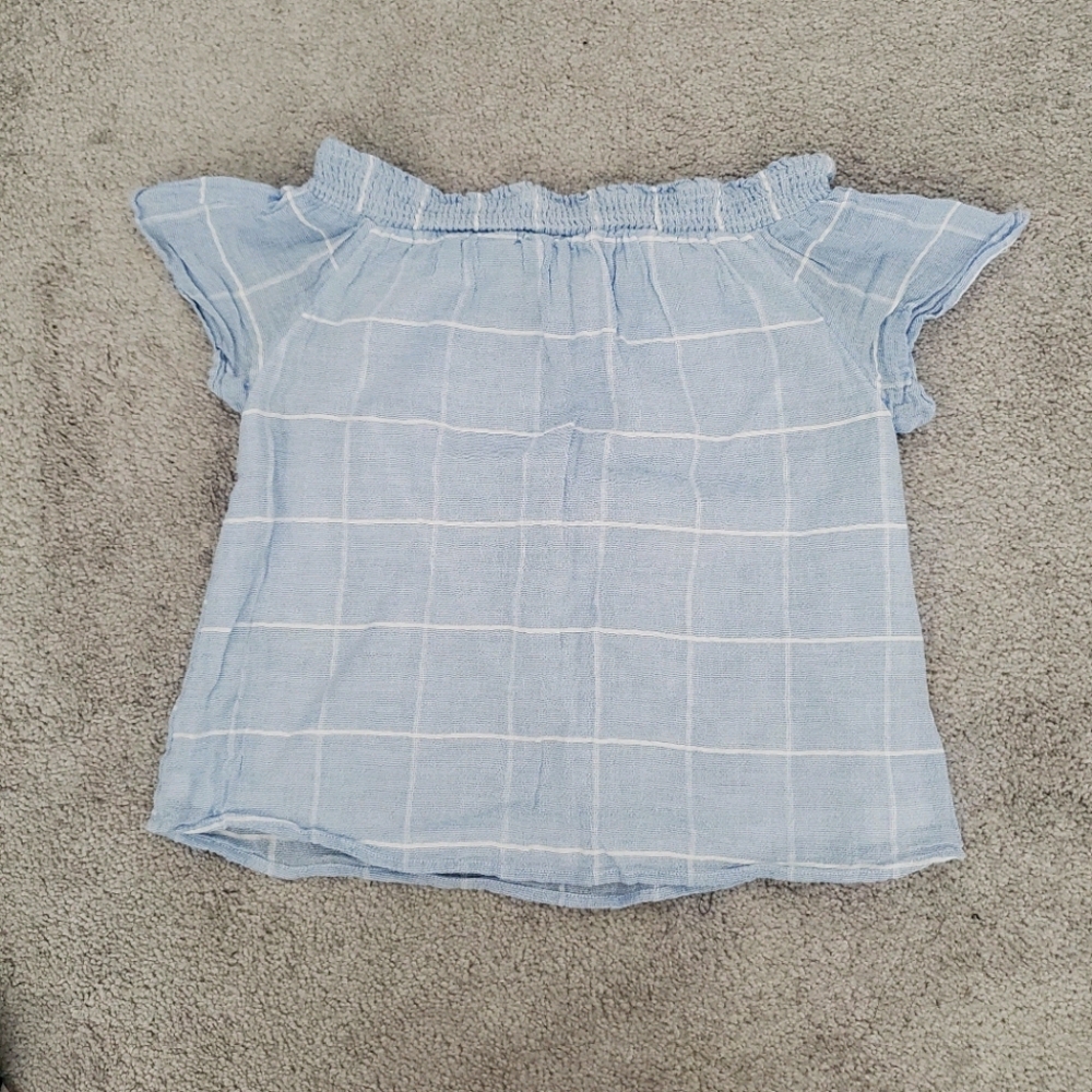 GUESS Off Shoulder Top